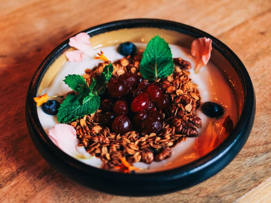 A Sensible Look at Sustainable Weight Change Versus Crash Diets, Made Simple
