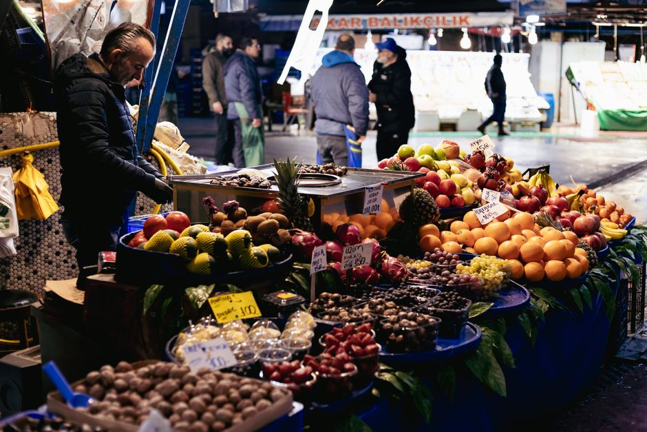 A Slower Approach to Food, Movement And Sleep As One System, Made Simple